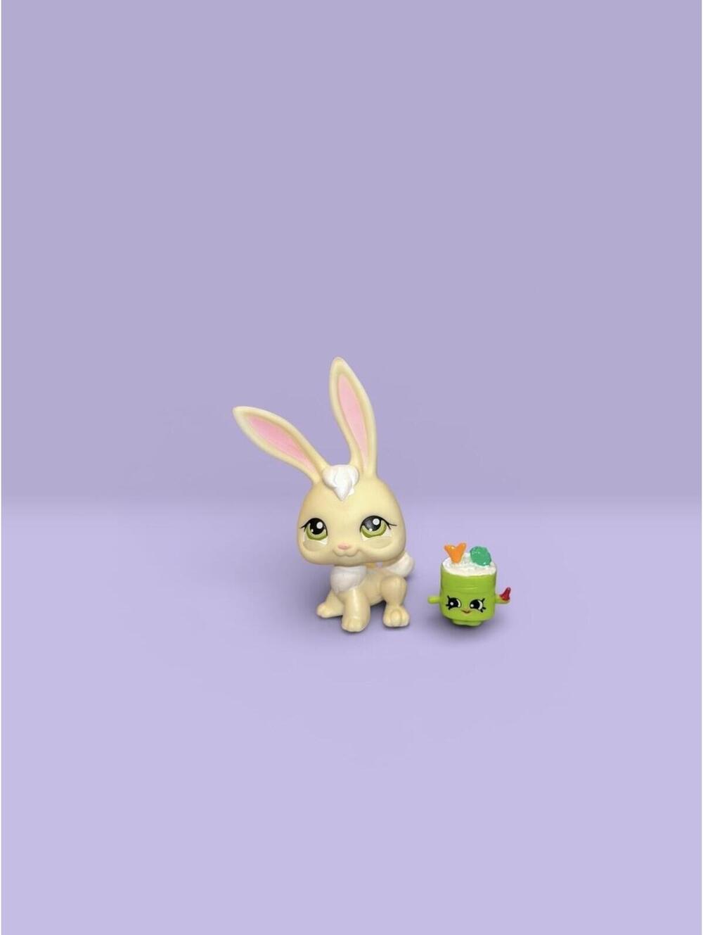 Hasbro Littlest Pet Shop Bunny 178 Cream White Green Eyes LPS